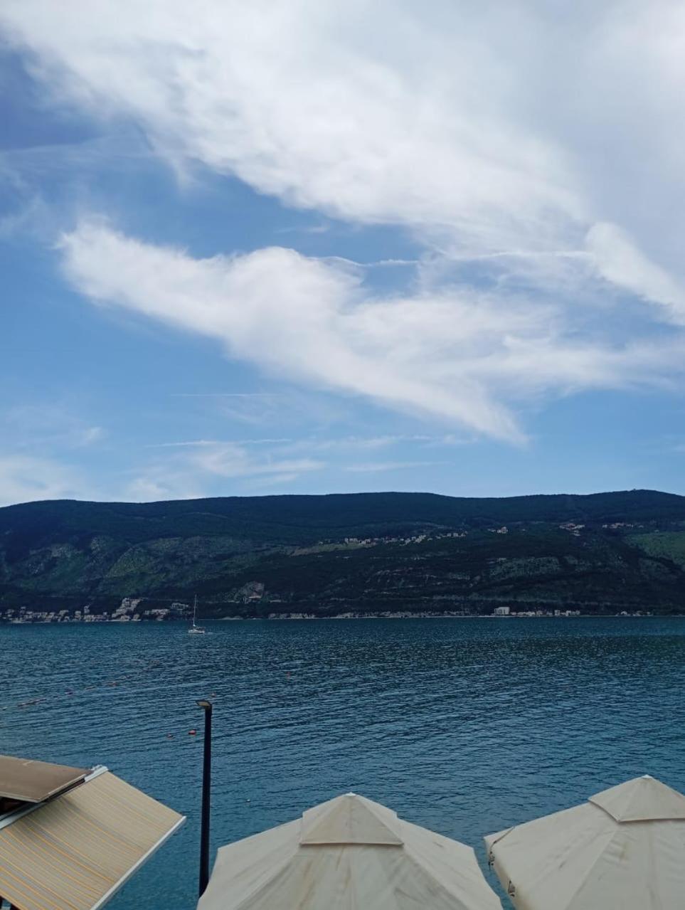 Apartments Cebra Herceg Novi Bagian luar foto