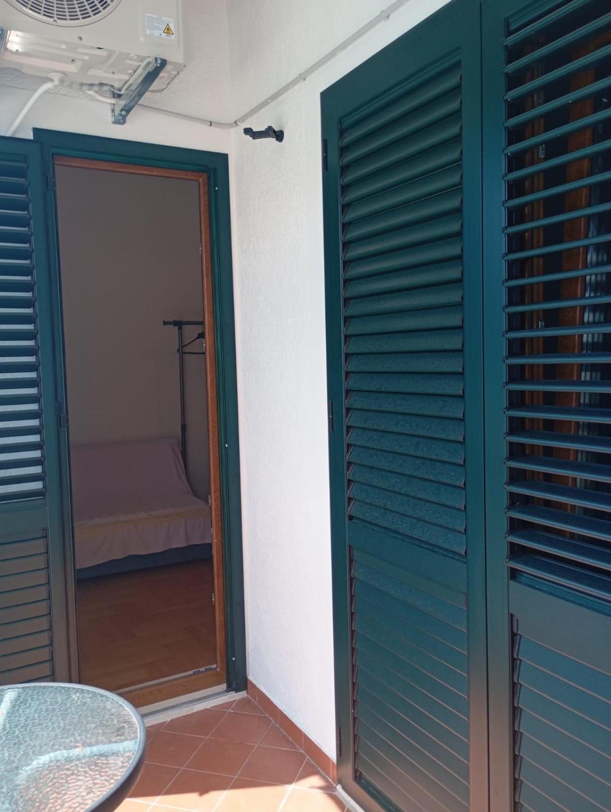 Apartments Cebra Herceg Novi Bagian luar foto