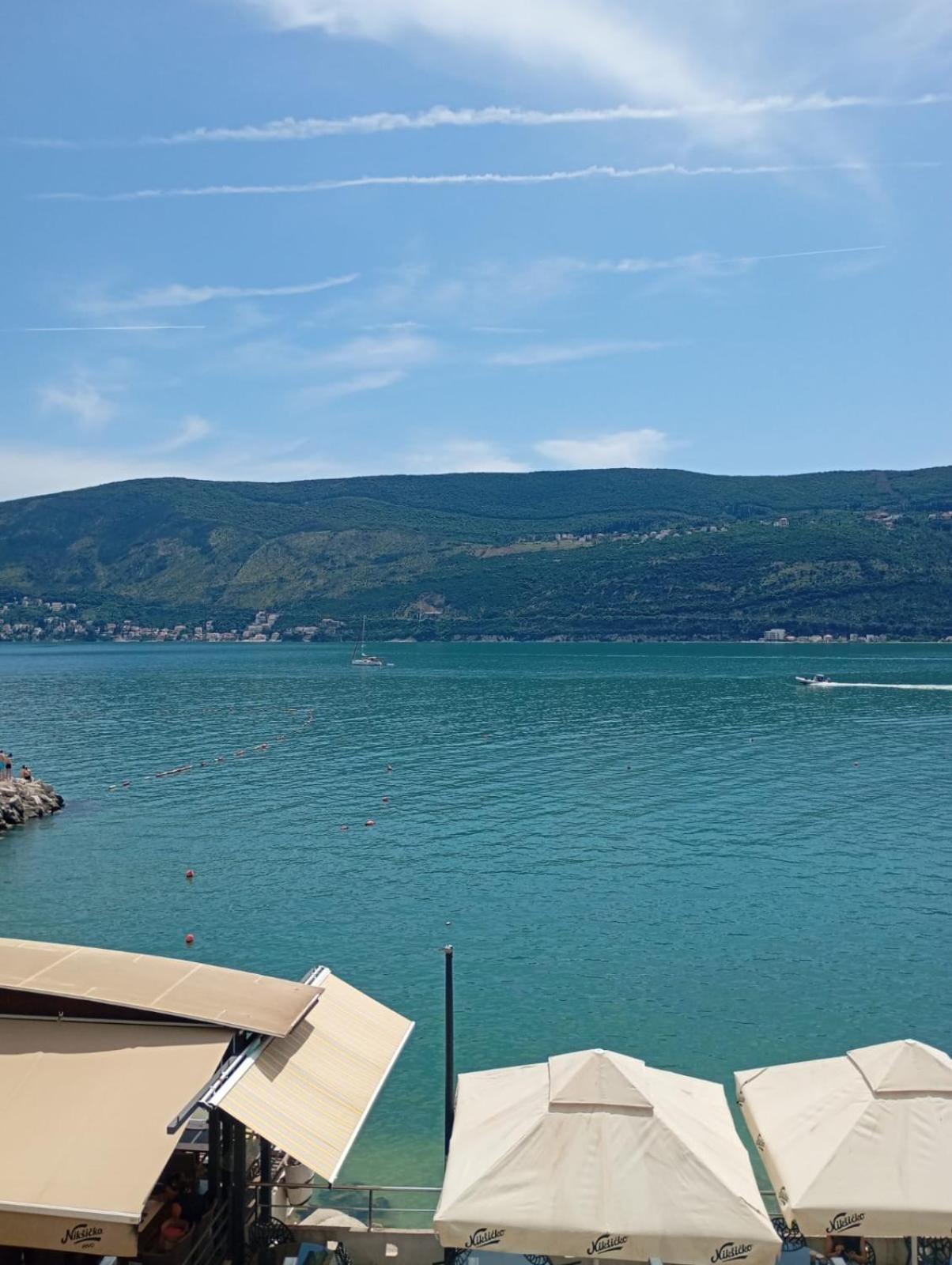 Apartments Cebra Herceg Novi Bagian luar foto